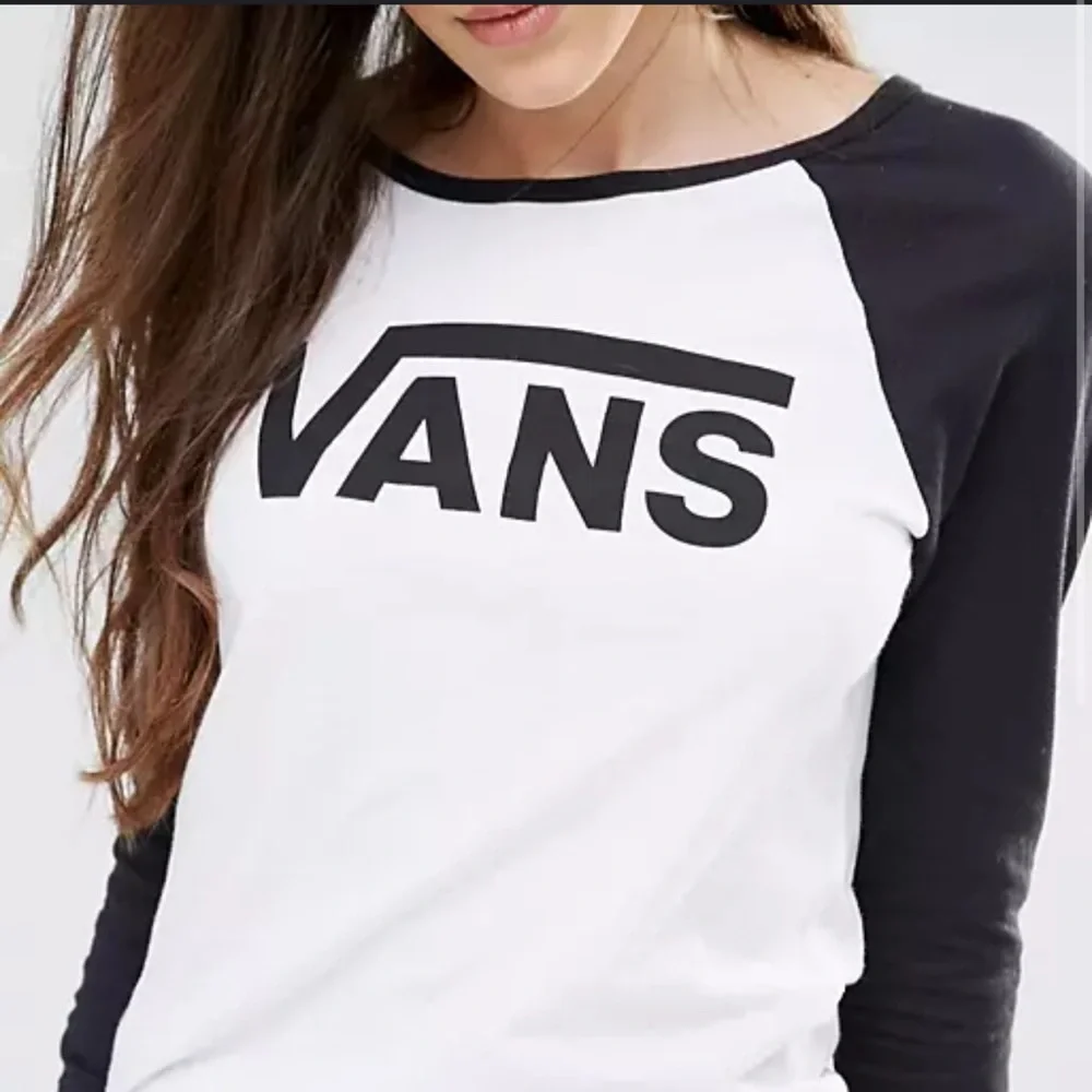 VANS Raglan Tee - Picture 2 of 11